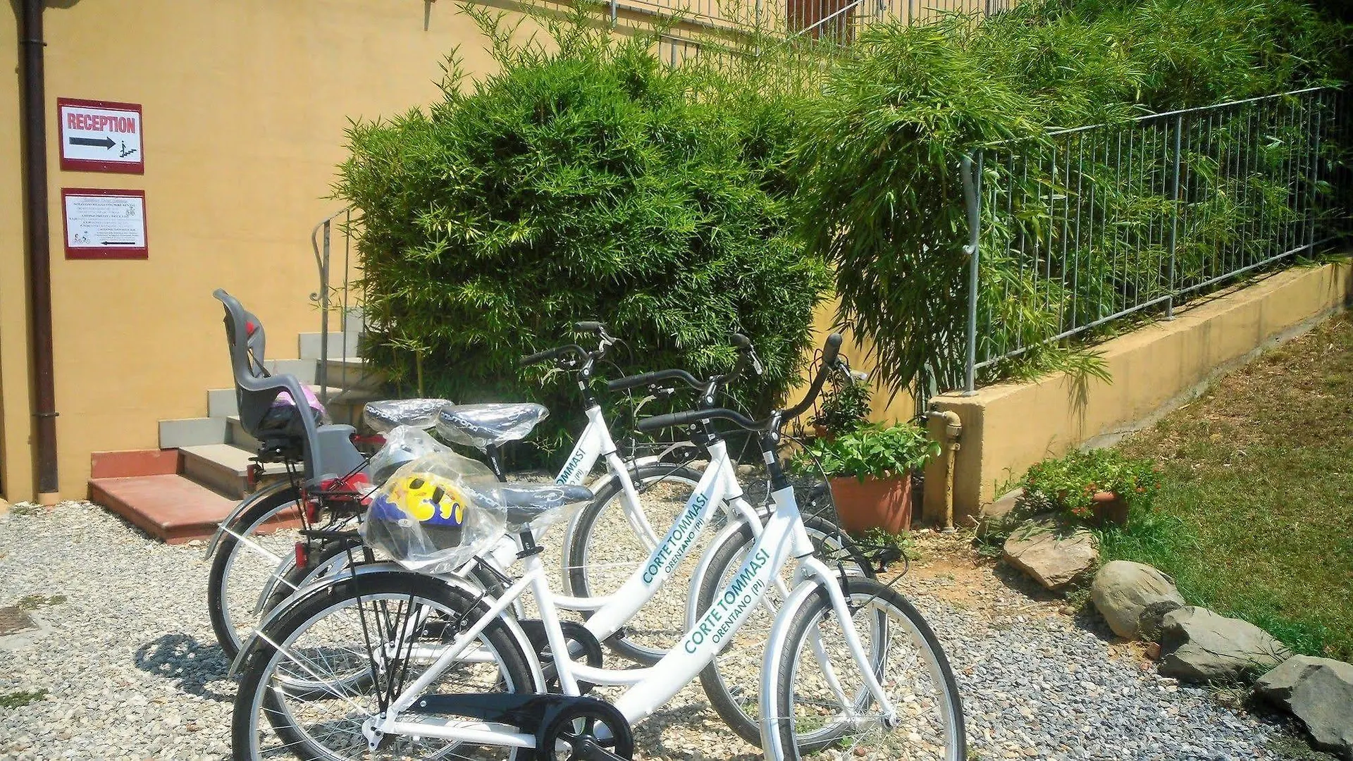 Corte Tommasi Residence Orentano 0*,